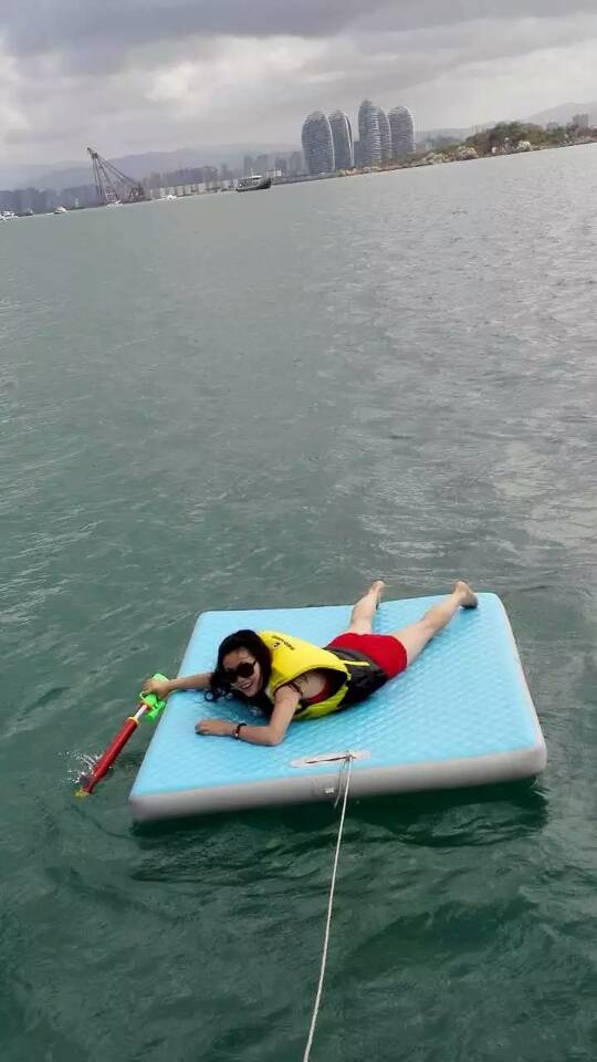 JSBOARD2's tweet image. 1.5m×1.5m Inflatable Floating Platform.
The size,color and logo can be customized.