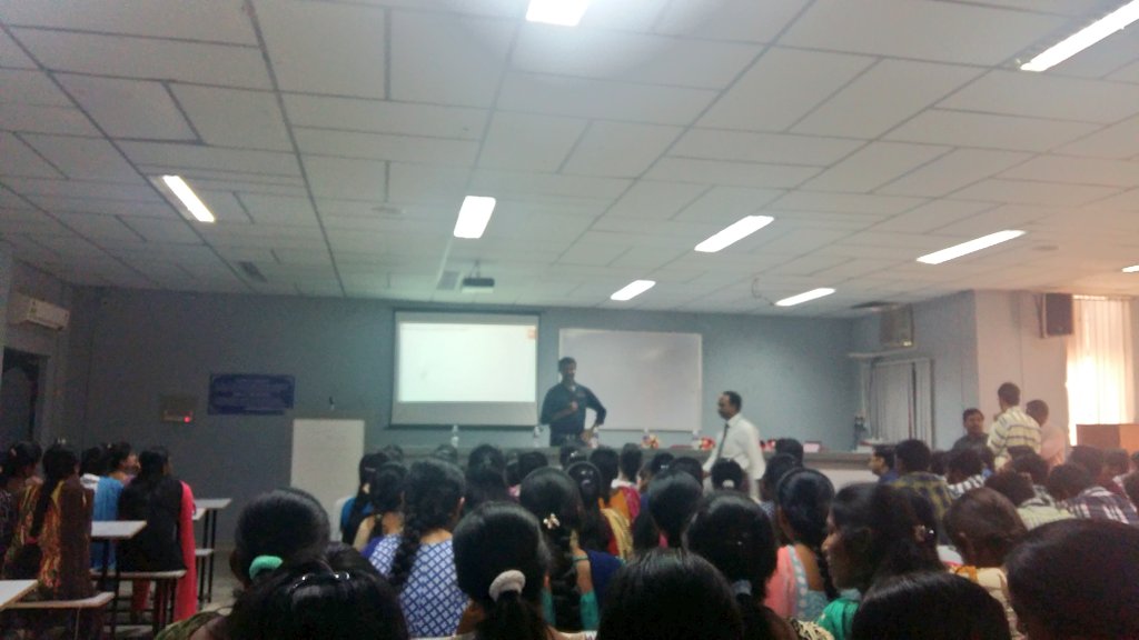 Kicked off the 1st <a href="/openebs/">OpenEBS</a>  #studenthackathonprogram in #kuppamengineeringcollege. #enthusiasticcrowd, #lotsoflove from the students!!