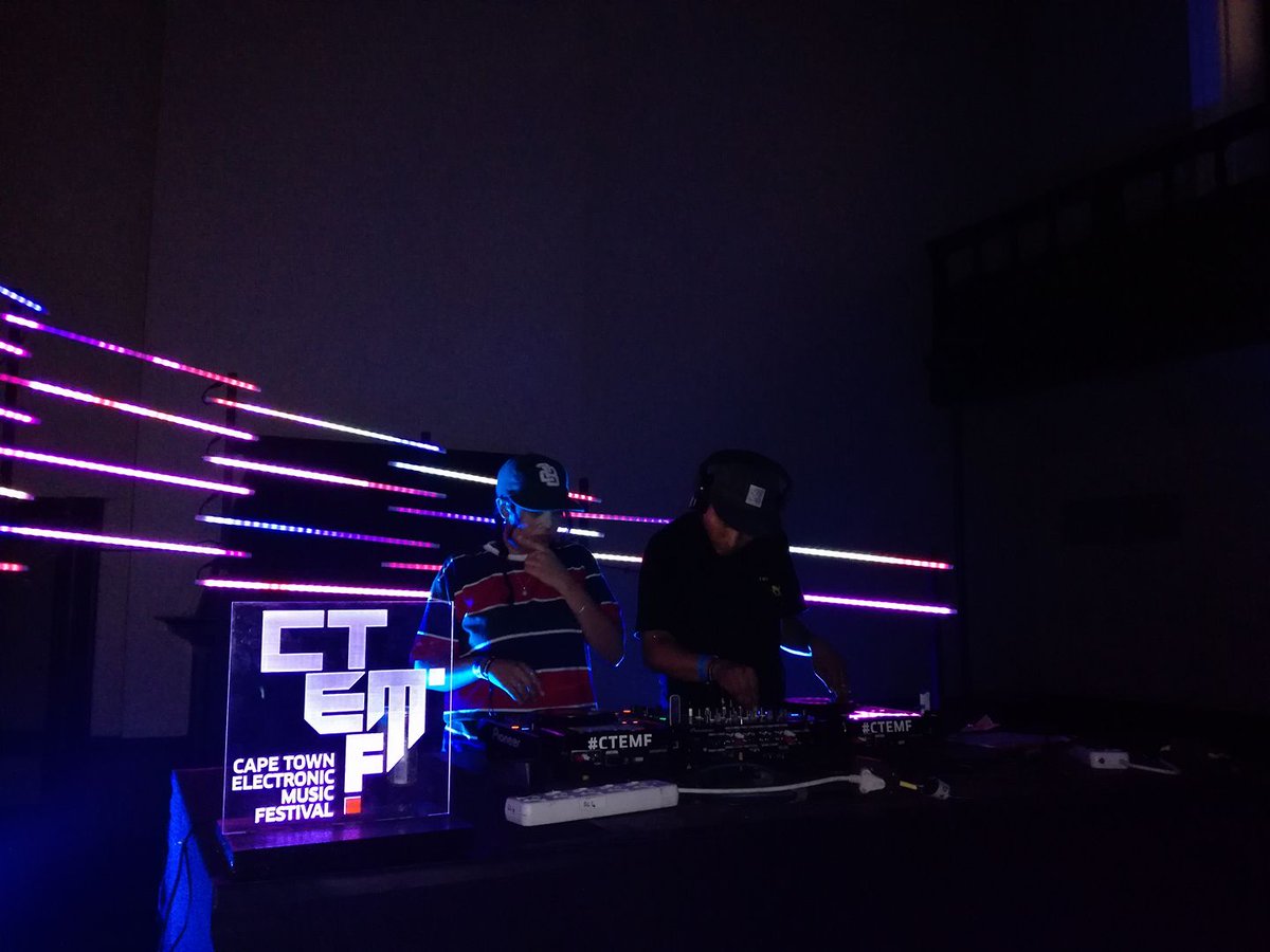 The famo <a href="/kdollahz/">yaadt paati enthusiast</a> and <a href="/DarkSWANo/">Q</a> doing da ting at <a href="/CTEMF/">CTEMF</a> #ItsLIT #LIT #LitSquad