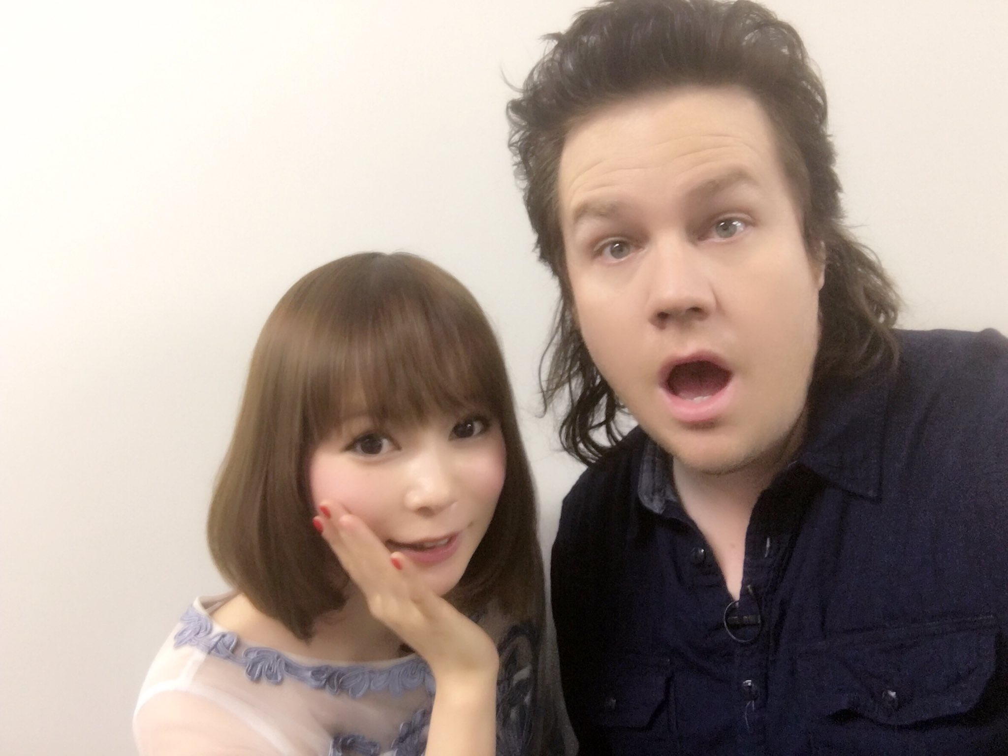 周年の中川翔子 わー ウォーキングデッド ユージーン役ジョシュさんがスマホで自撮りしてくださったああああ すごいいい 本物のユージーンだああああ ドラマと全然違って明るくて元気で面白い優しい T Co 91gnzrxgct Twitter