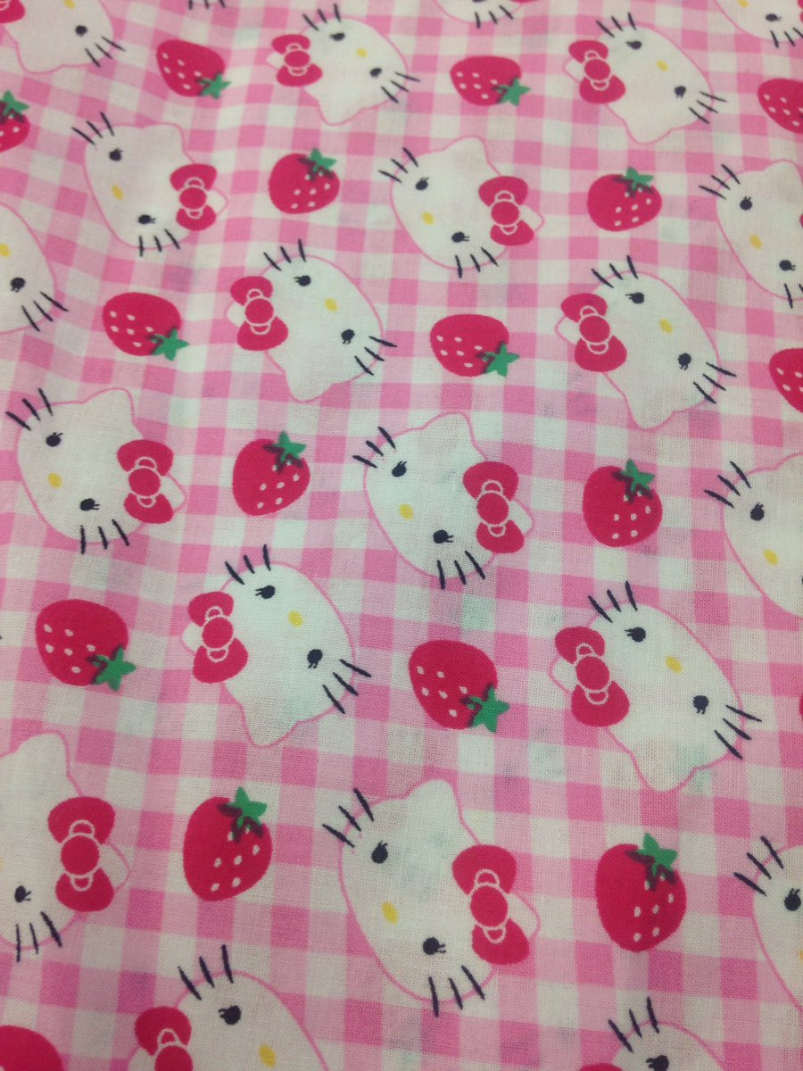 InternetRoyal_T's tweet photo. #NewMaterialAlert #KidBonnets https://t.co/Atl03vaBuP