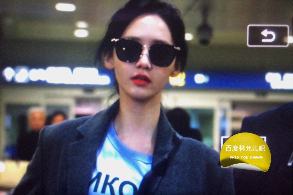 [PIC][11-02-2017]YoonA trở về Hàn Quốc vào sáng nay C4XaoDaUYAAaY3c