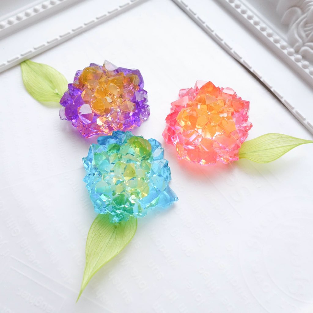 レジンbot 鉱石モールド で作った紫陽花さんです 製作者 Rsw Jewel T Co Y0849epdgw Twitter
