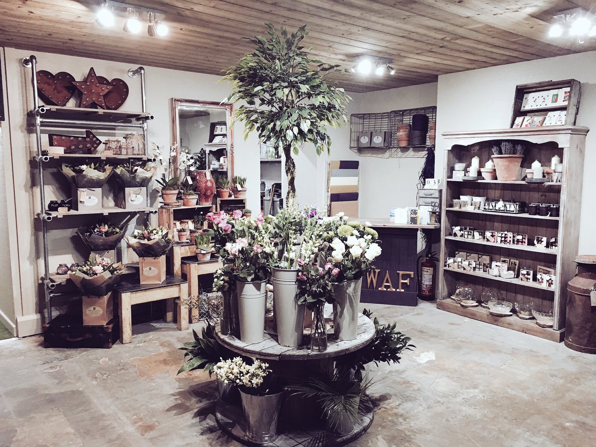 Happy Saturday! We are open today 9am - 4pm. #wildaboutflowers #keynsham #florist #shopping #shoplocal #independent