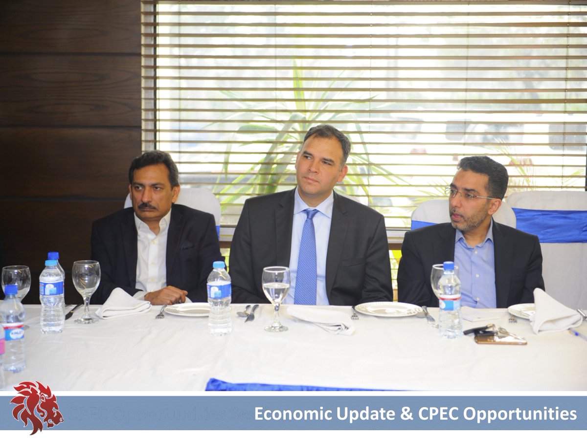 KnightsbridgeCG's tweet photo. 4/5... The participants shared their views on the #Economic environment and thoughts on #CPEC https://t.co/FPbO0J2MpM