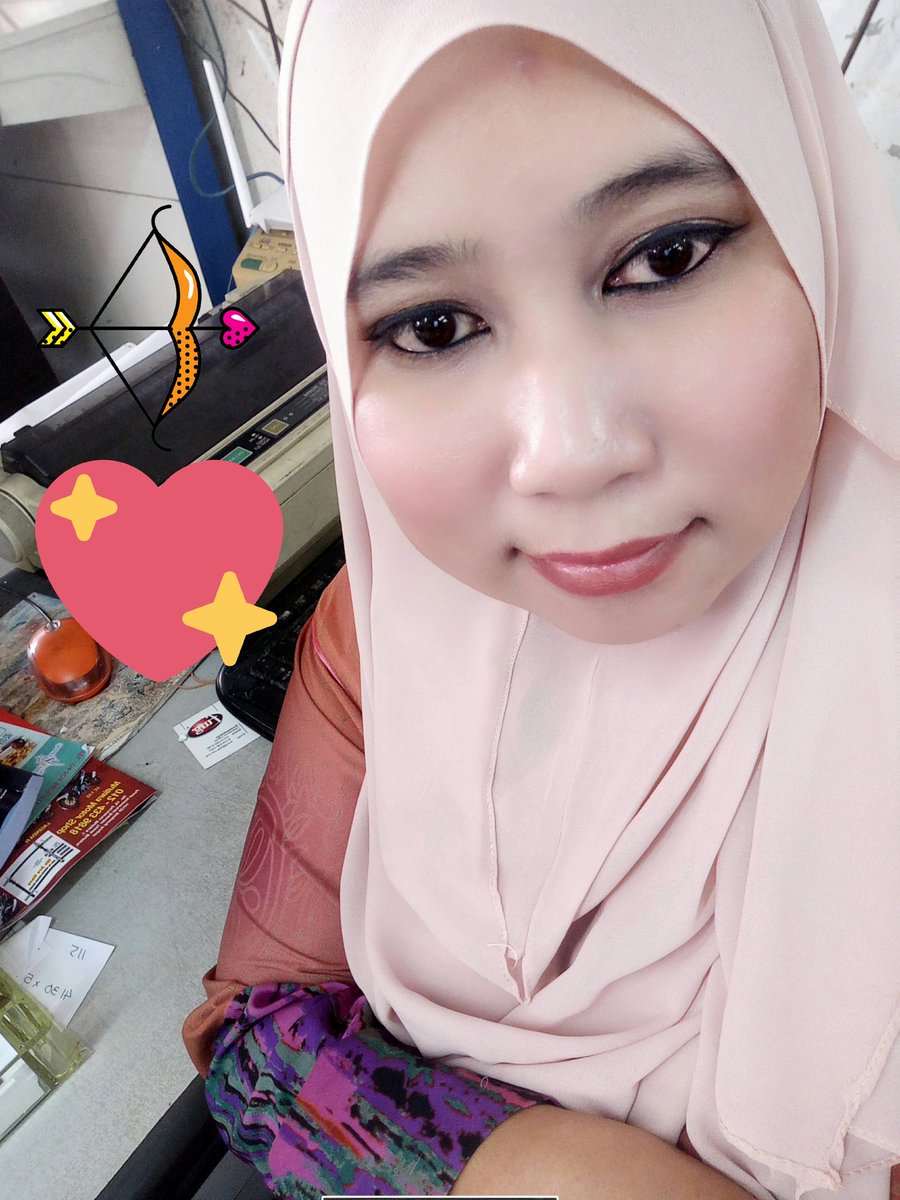 nurulchubbyluv's tweet photo. Adoiyai mengantuknya https://t.co/itEWpWUOpq