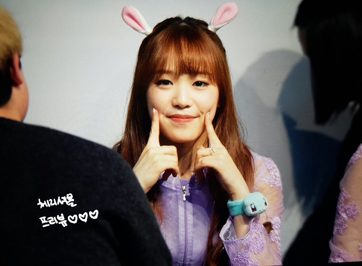 20000828net's tweet photo. 170211 판교 팬사인회 #에이프릴 #레이첼 프리뷰

@APRIL_DSPmedia #APRIL #Rachel #성나연

💕💕 https://t.co/s0IN03QME7