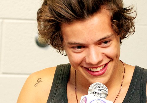 thestylesfandom's tweet image. 