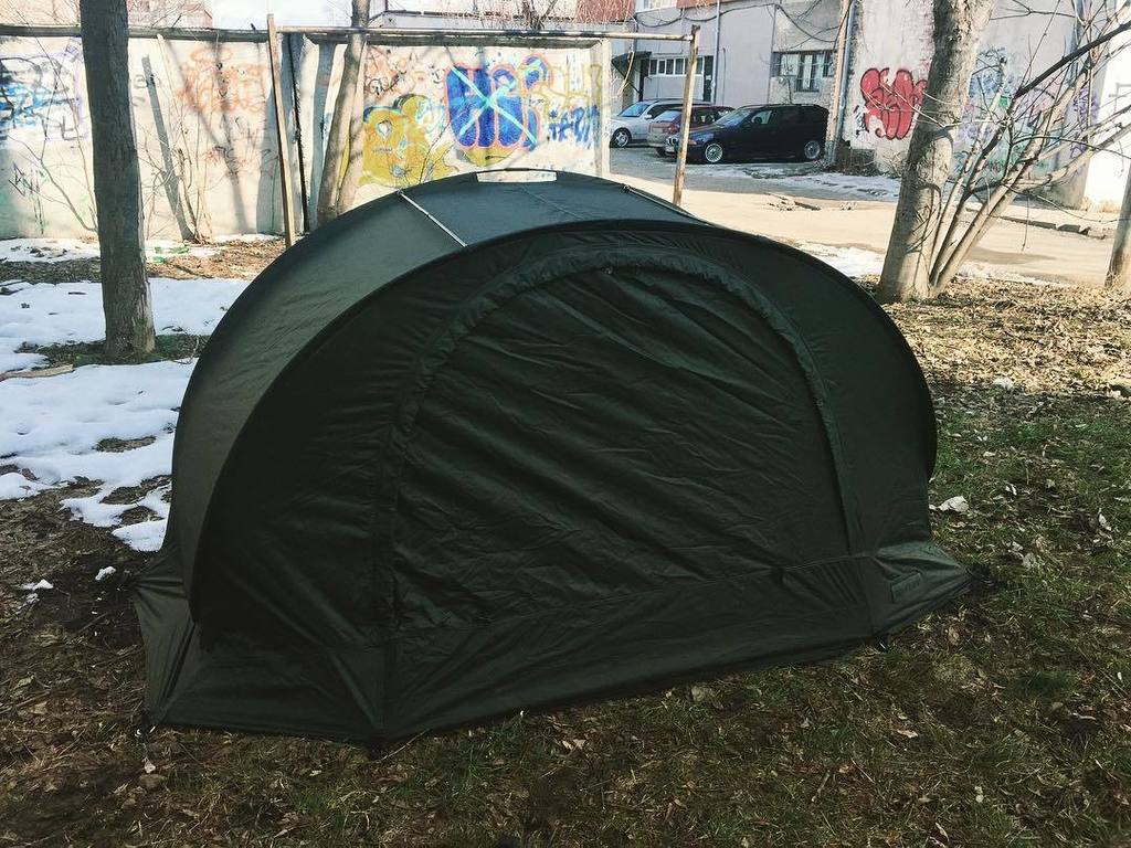 isavkov's tweet photo. I really need to go on fishing... My new #nashScope brolly needs to be on the bank, not in… https://t.co/CpYr35czhM https://t.co/JOeoP8mKSK