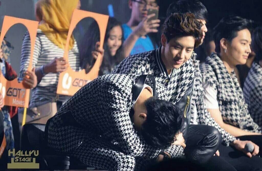 mb93_1a's tweet photo. ฝากครับ🙏 | UP Fic NEAR ใกล้(เกิน)ไป #MarkBam | 13. หากว่า... 100%(ปมในใจแบม) https://t.co/Rtxbcdsn9Z https://t.co/CXsmFnjVhi