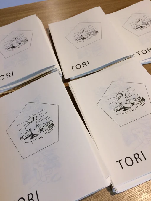 コミティア119お品書き・新刊「TORI」・新刊の原画(額付)20種類くらい・ロサンゼルスの生活・短編集「全部遠くにあった」・委託本「石をなげて、布で受ける」(作者:object_texture) 