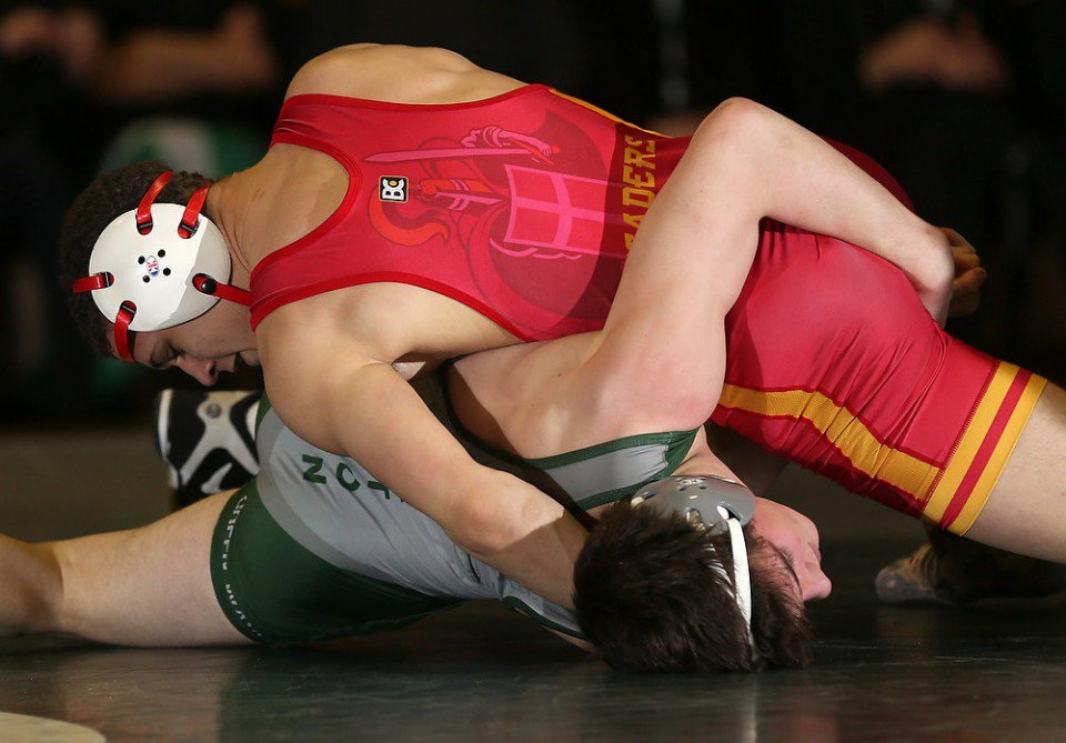 Here is an in-depth, bout-by-bout breakdown of <a href="/BC_Wrestling_/">BC Wrestling</a>'s 28-23 win over Delbarton: nj.com/hssn-mms/2017/…