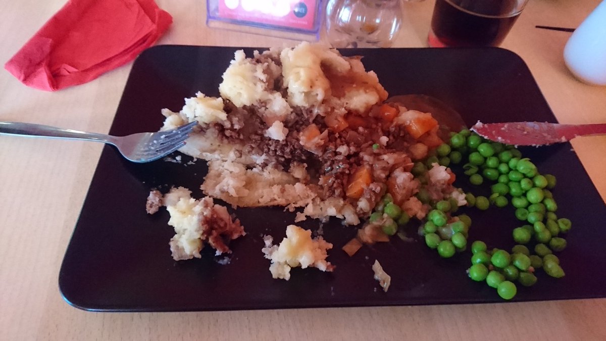 andrew_mcgeena's tweet photo. Finally got my hungry paws on the fabled  Shepherds Pie Jacket at @CoffeeIncCafe and it didn't disappoint, it's amazing! https://t.co/RD8QV6ZaW1