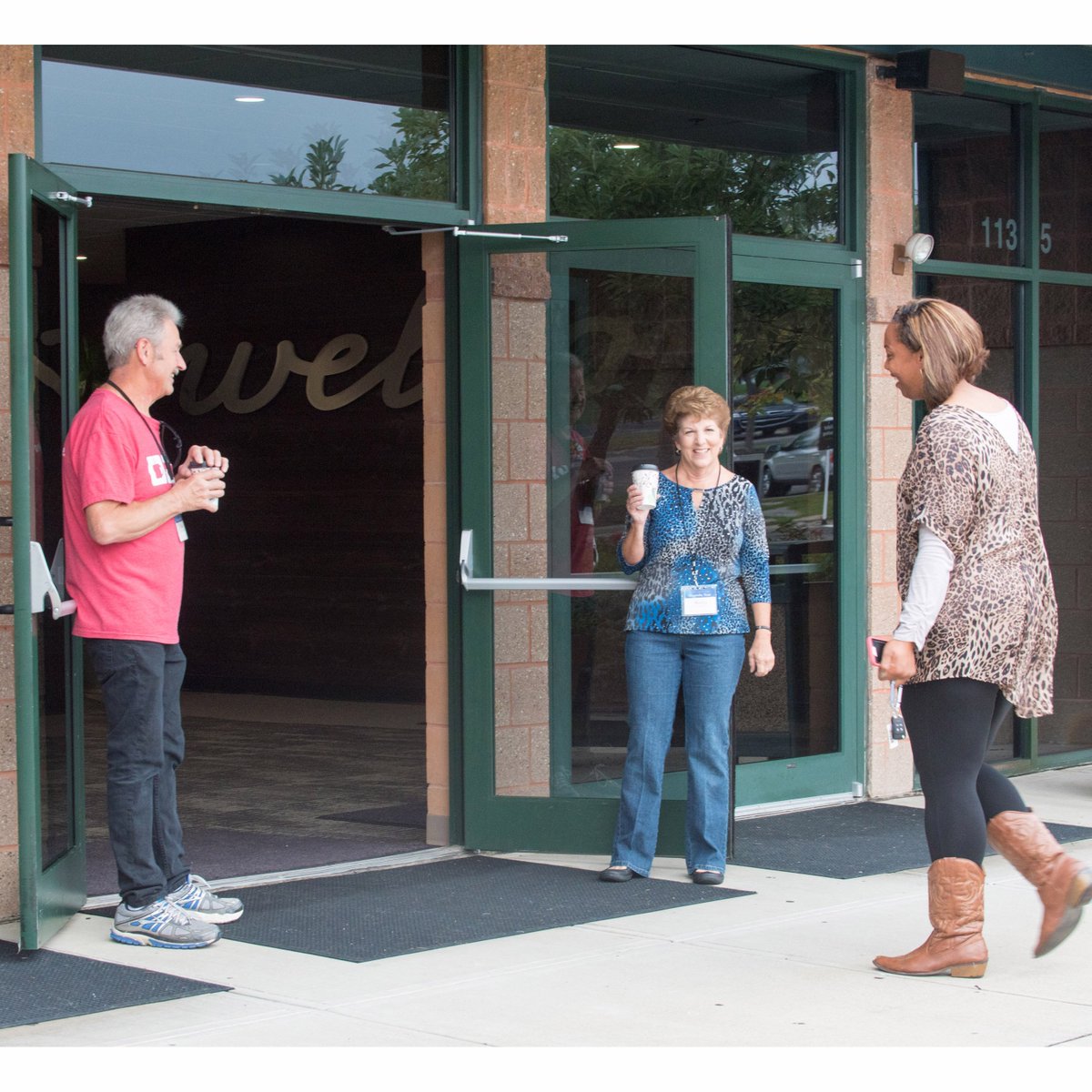 Vineyard Cincinnati Church tweet media