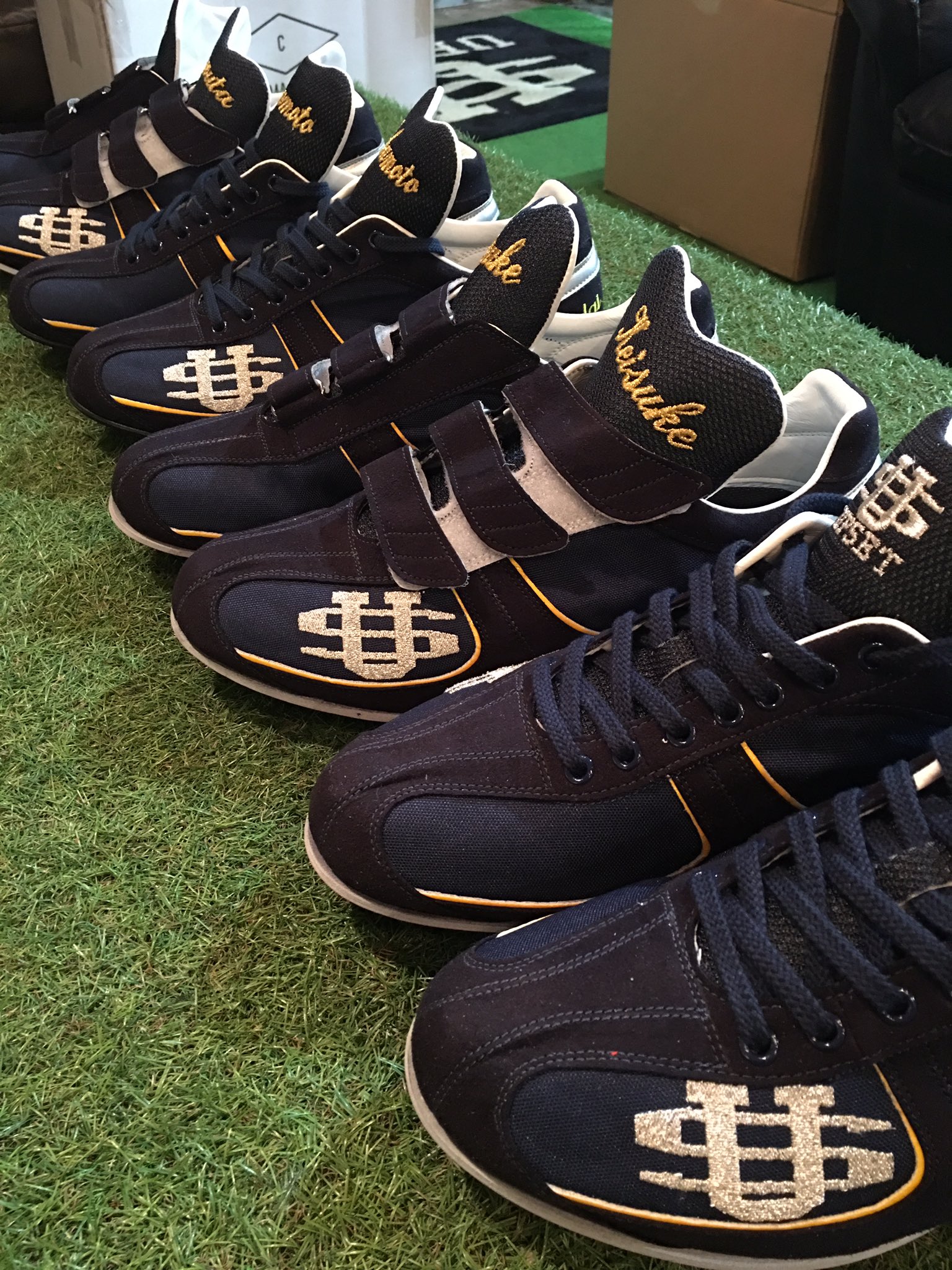 Upset 広島営業所 大学生オーダースパイク うん カッコいい 軟式野球もスパイクが自由になり 非常にお問い合わせ多くなっております Upset オーダースパイク T Co I3dyn7344f Twitter