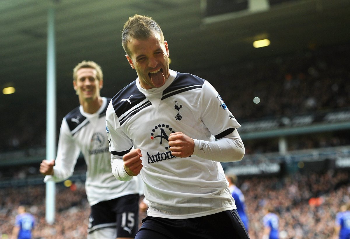 Happy 34th birthday to former cult hero Rafael van der Vaart. 