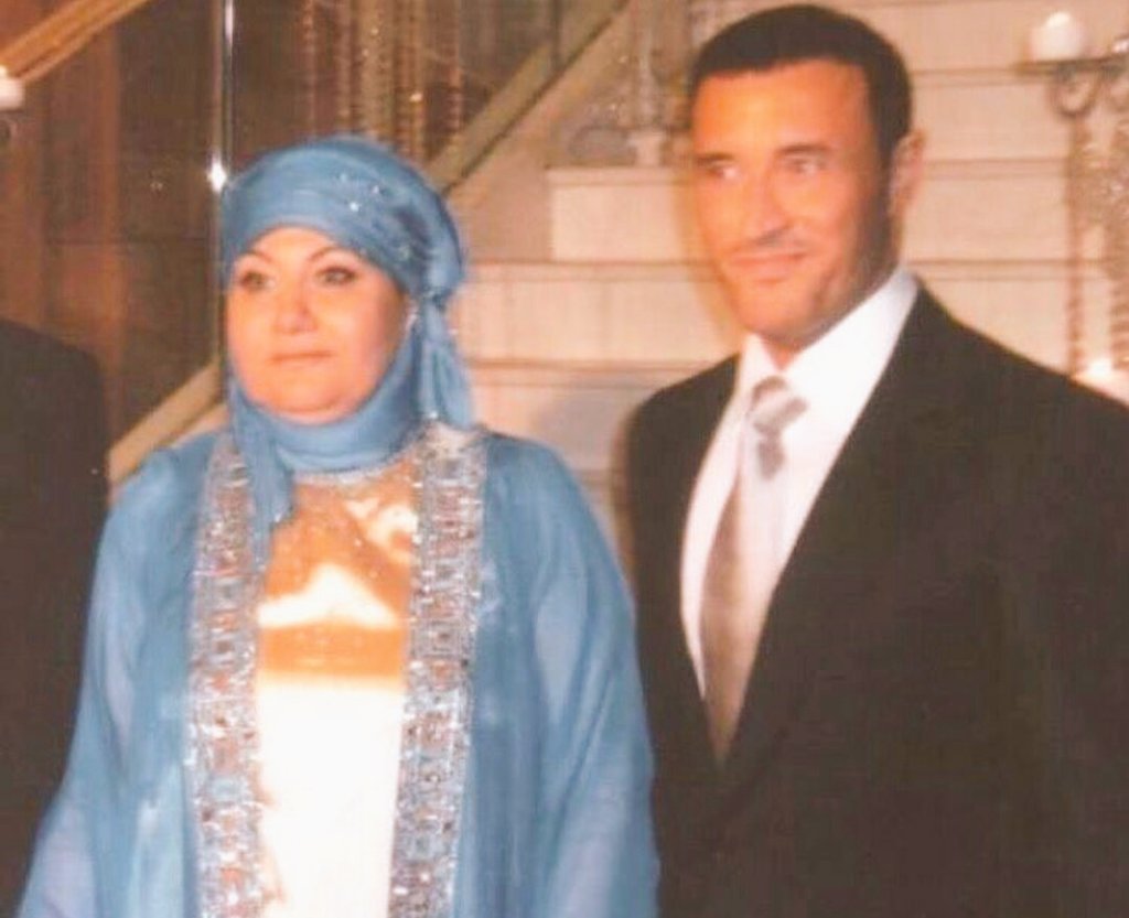 kazemsaher1's tweet photo. #القيصر #كاظم_الساهر وزوجته السابقة في زواج إبنه وسام ❤❤ https://t.co/9sybXsRKeA