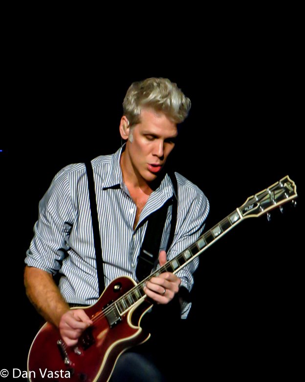 79Aspen's tweet photo. Throwback Saturday. @MatchboxTwenty performing @KMClivenation 7.7.13 #matchboxtwenty #MB20Goostour https://t.co/Ae6TsTE6eb