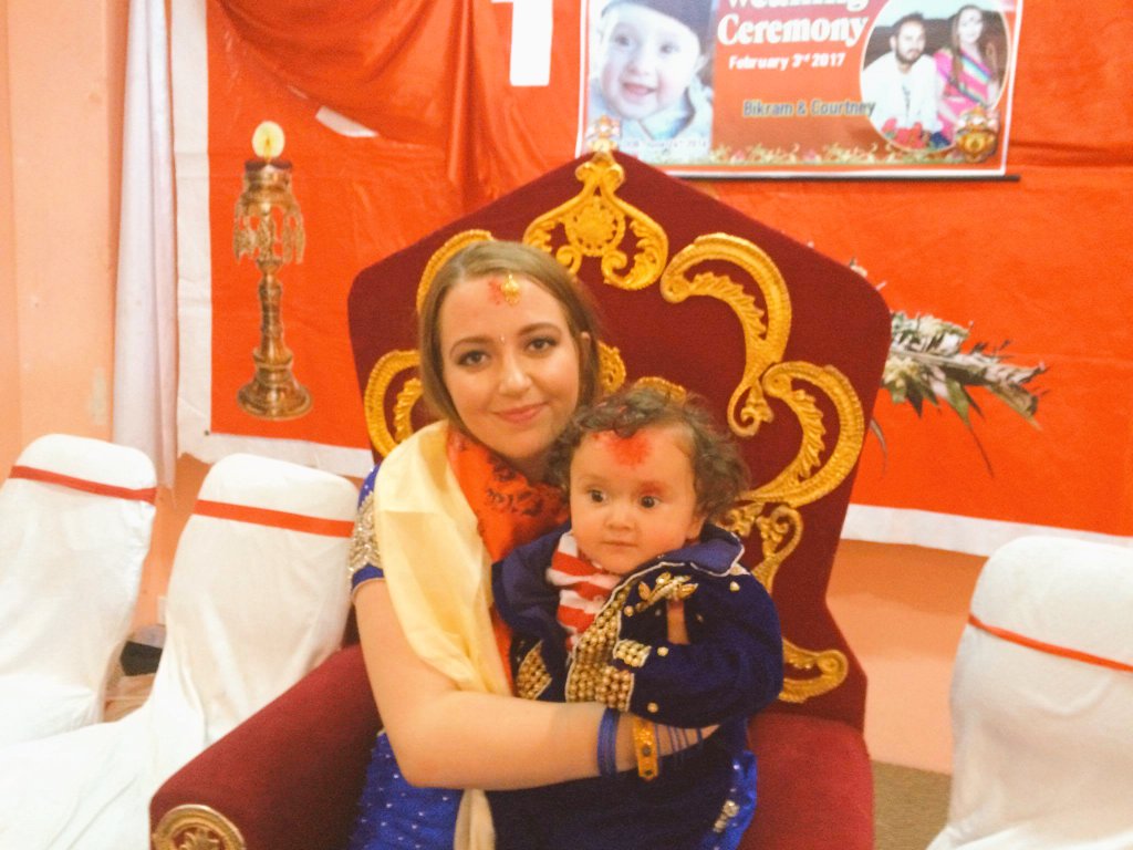 imenmyselfbarsa's tweet photo. #mybeautiful vaouju and my bhai avin miss you both ❤❤❤❤ https://t.co/E44heY9ee9