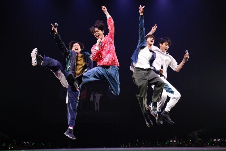 D6t6Al's tweet photo. さっちゃんと「キセキ」👍💭

写真撮るの忘れるほどに語った( 笑 )

映画よかったね！みんな見るべき😍😍
愛ちゃんとも合流して充実しました！明日の試合も頑張ろう🎌
ありがとう😊 https://t.co/VxNuYOwMZu