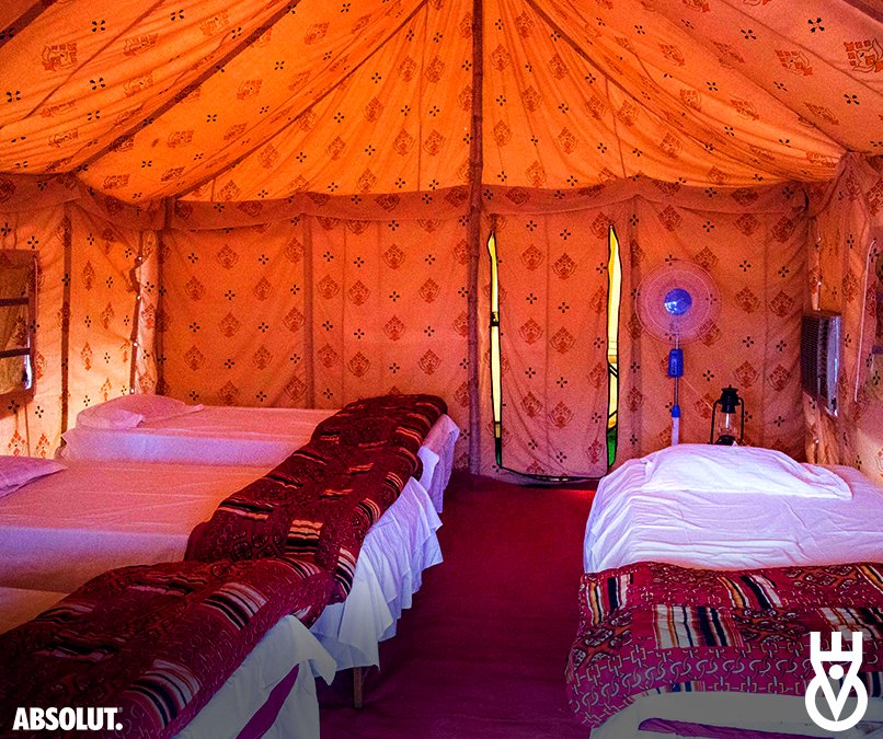 EVCIndia's tweet photo. A sneak peek into the luxury tents at #AEVC2016 https://t.co/lxOVERgdlc