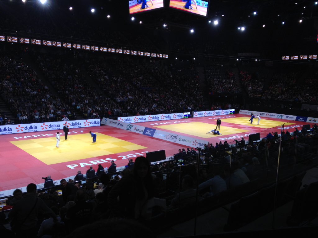 damiencousquer's tweet photo. Visite d'observation avec le CO @Parislutte2017 @AccorH_Arena à l'occasion du #GrandSlam de Judo🏅👍🏻 On en profite pour encourager @axus94 💪🏻 https://t.co/aNYZjyv488