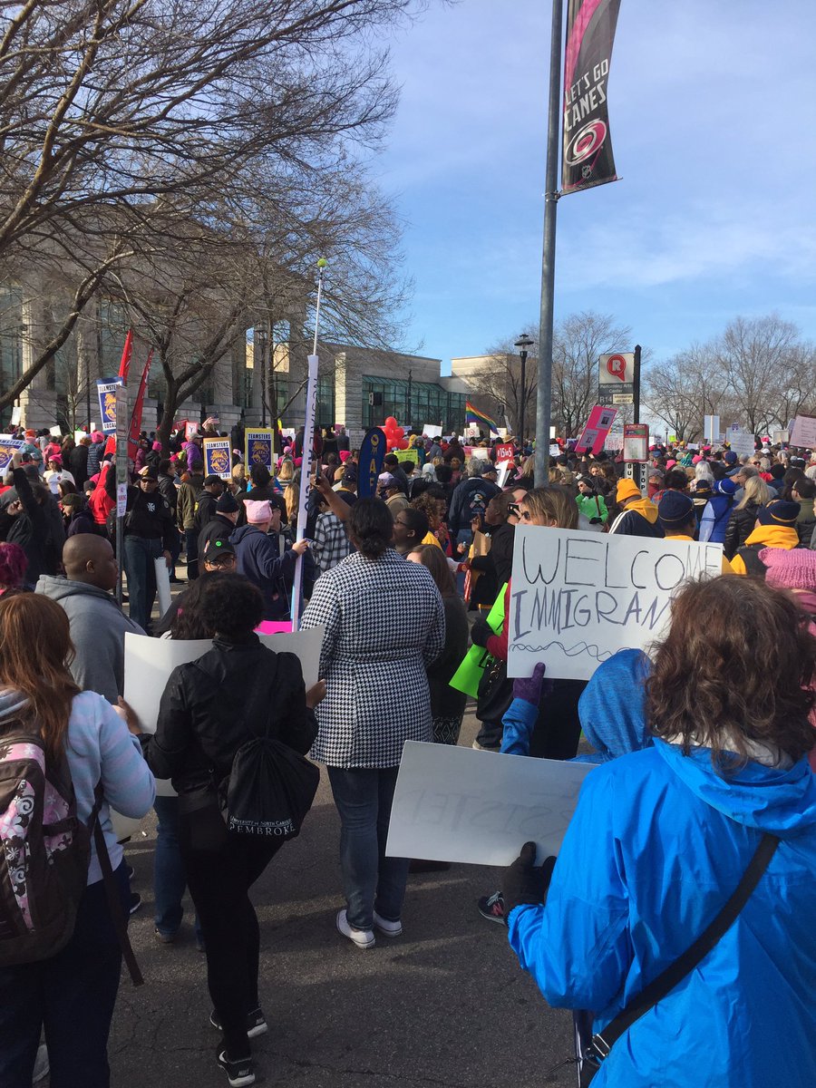 crzycraig's tweet photo. Supporting what is right. #moralresistance #MoralMarch https://t.co/9hGWaOU0ps