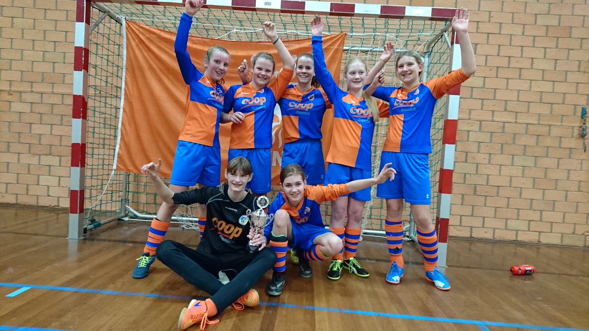 Gewoon zaalvoetbal kampioen van Noord Nederland.... Trots!  <a href="/WIJC_voetbal/">WIJC-jeugdvoetbal</a>  <a href="/Dewijkinfo/">dewijk.info</a> <a href="/WackerDeWijk/">WackerDeWijk</a> <a href="/vvnieuwsnl/">Vrouwenvoetbalnieuws.nl</a>  #meidenvoetbal