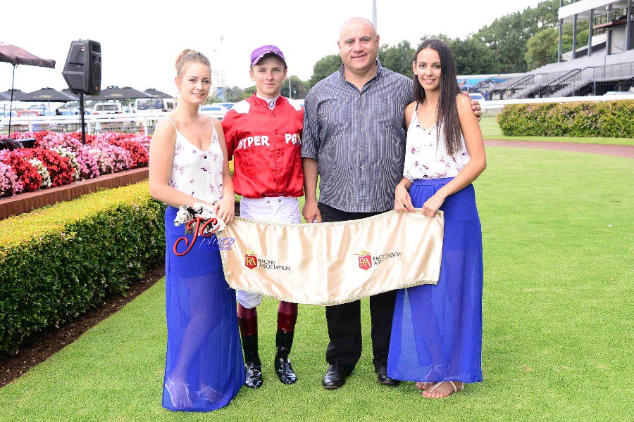 Super App Lyle shows his stats as soon as a cucumber on Moss Gass. Well done Hyper Paint.