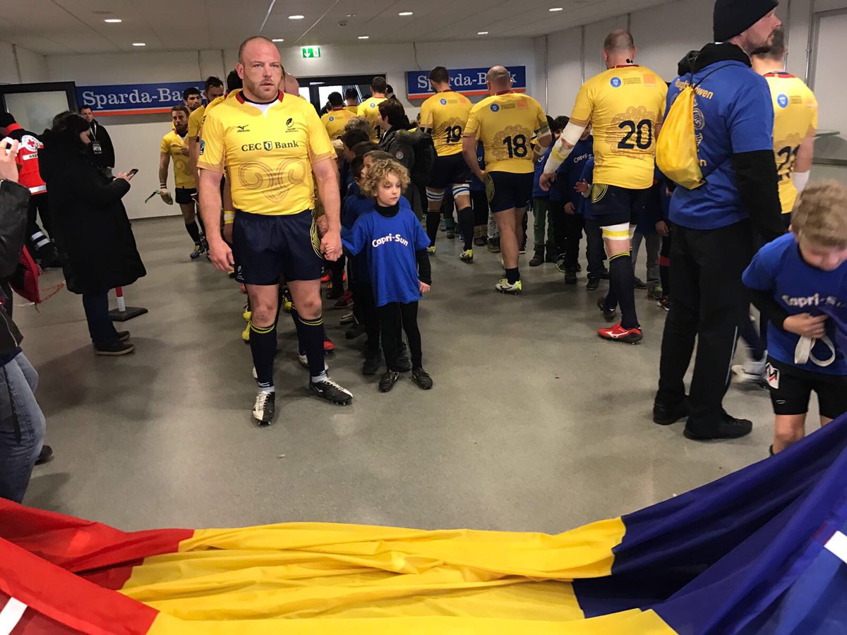 RugbyRomania's tweet photo. Here we go! #GERvROU #REC2017 #RugbyRomania https://t.co/dPHznKb2TV