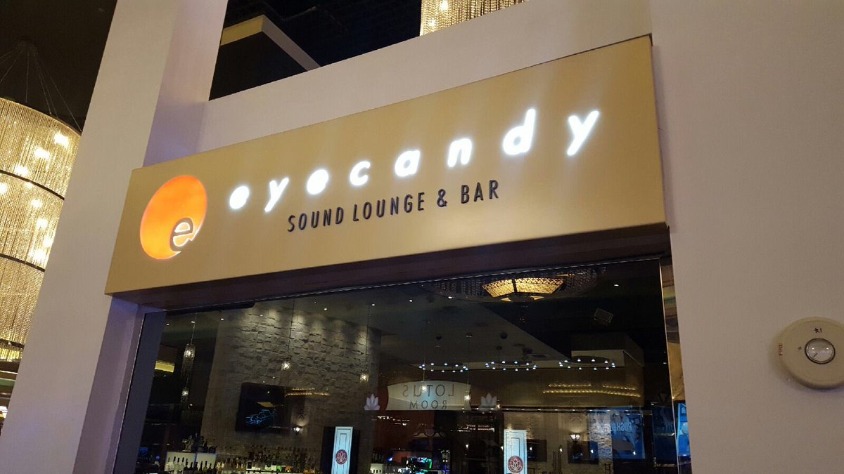kw_video's tweet photo. Mark your calendar for Wed Feb 17th 7p for our client appreciation in Mandalay Bay #freedrinks #freefood #eyecandylounge https://t.co/iFjEKn2VQk
