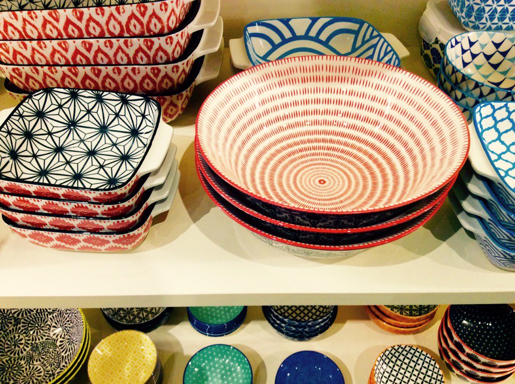 Cardsbakery's tweet photo. Beautiful Bowls @ Card's Bakery https://t.co/jOC7iBYRKH