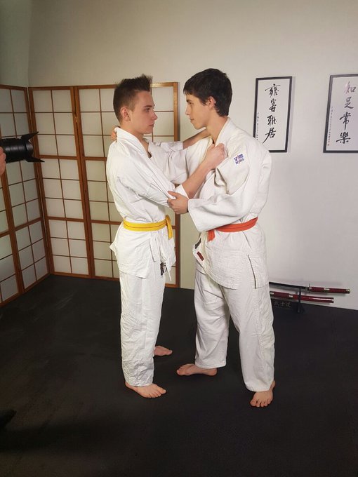 #BehindTheScene #GayShooting "Twinks of the Dojo" with @EnzoLemercierFT & @TimyDetours https://t.co/