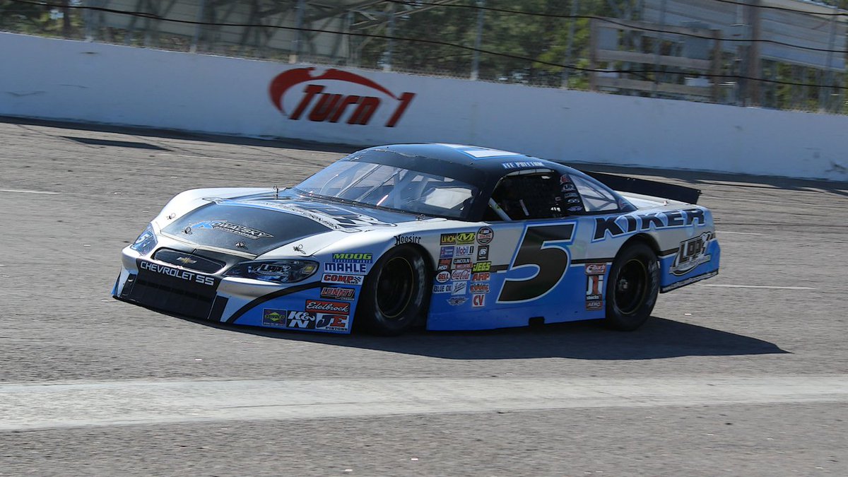 race22's tweet image. #Icebreaker: @LeePulliam11 qualifies on the pole for the #NWAAS Icebreaker at @MB_Speedway. 

WATCH LIVE » htcinc.net/portal/streams…