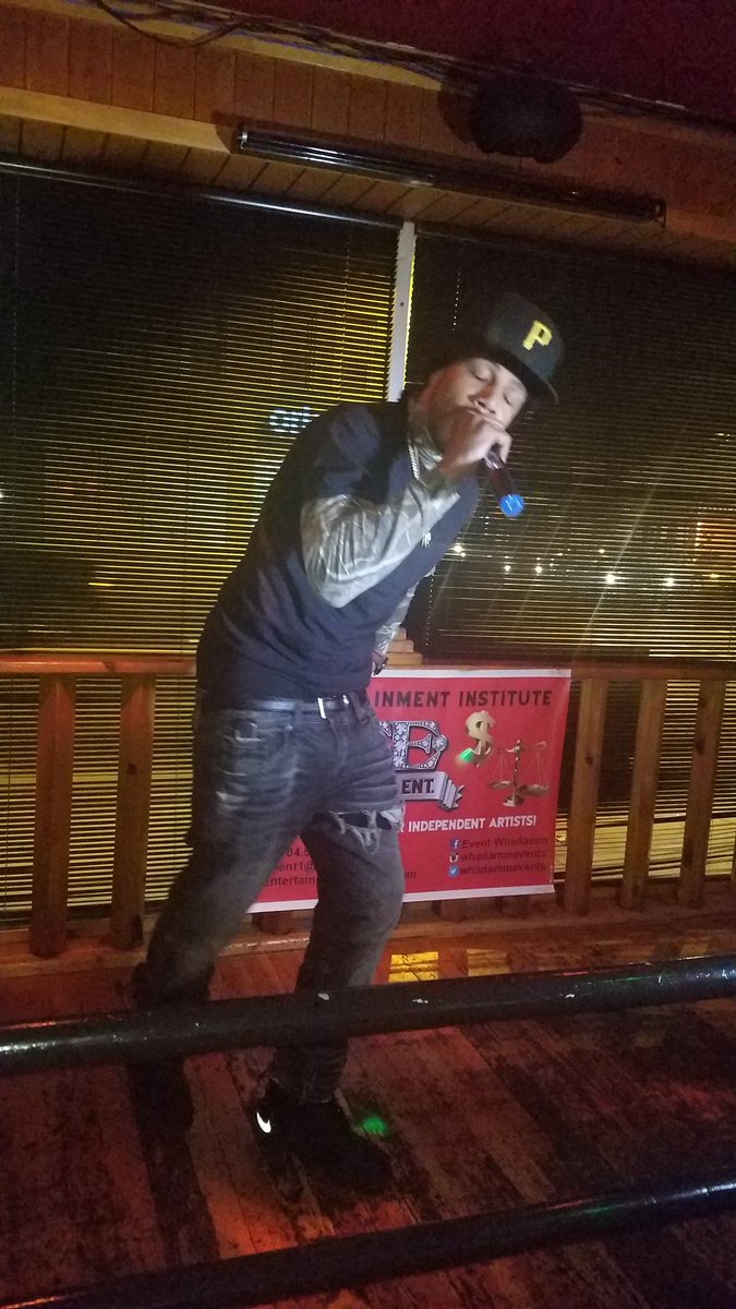 Inta_Tain's tweet photo. #IntaTainsBDayConcert was EVERYTHING I COULD IMAGINE & MORE! MORE PICTURES & VIDEO COMING SOON FROM @LiLeFilms THE MASTER OF THIS #CHICAGO https://t.co/APLRkSoQAS