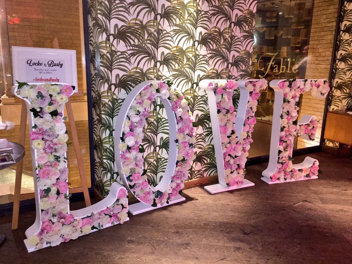 drakeandmorgan's tweet photo. We've had a wonderful time at our 1st #weddingshowcase at @thefablebar today @DMPrivateEvents #weddingplans https://t.co/69ia6E1McD