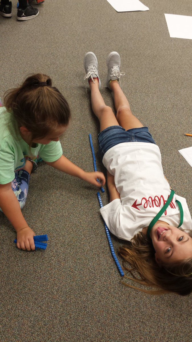 renfro_kim's tweet photo. We love learning in Mrs. Olvera ' s class!!! https://t.co/JdhflpHXSN