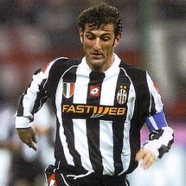 juvefcdotcom's tweet photo. There were defenders
Then there was Ciro Ferrara. A breed apart from the rest.  Happy birthday Mister https://t.co/0QhfJY0yZk