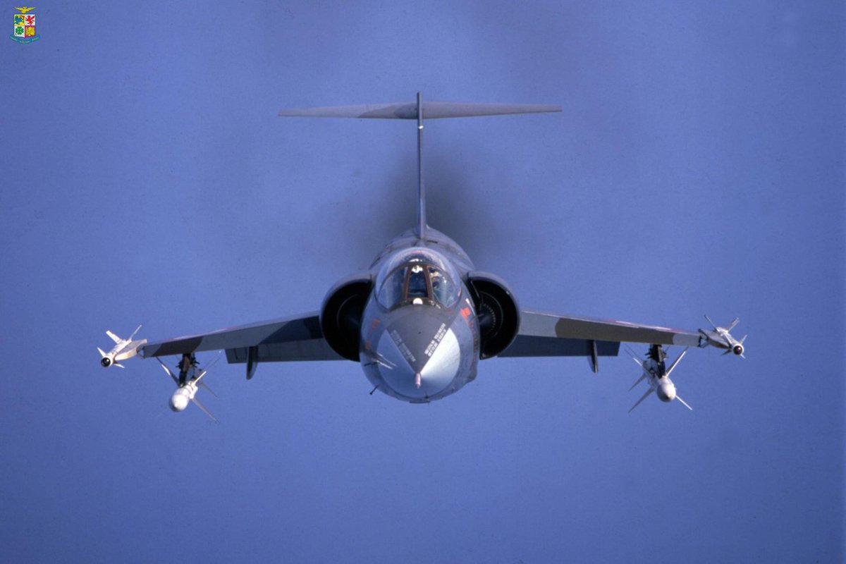 ItalianAirForce's tweet photo. #Amarcord
Il "cacciatore di stelle"
#F104 #Starfighter #latuasquadrachevola https://t.co/60HRtSVnNS