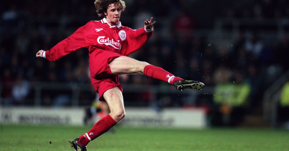  fans line up to wish Steve McManaman a happy 45th birthday  