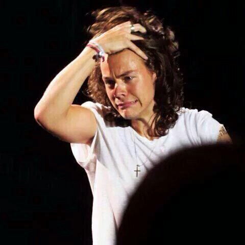 sacredzjm's tweet photo. "Louis performing at the late late show"
"Niall attending the Grammys"
"Liam's new music"
"#HS1isComing" https://t.co/wNE6eXE0Wb