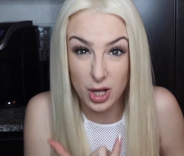 ImWithTacoBell's tweet photo. Which face is funnier? Tana or Shane? https://t.co/OxCT5Y3V7F