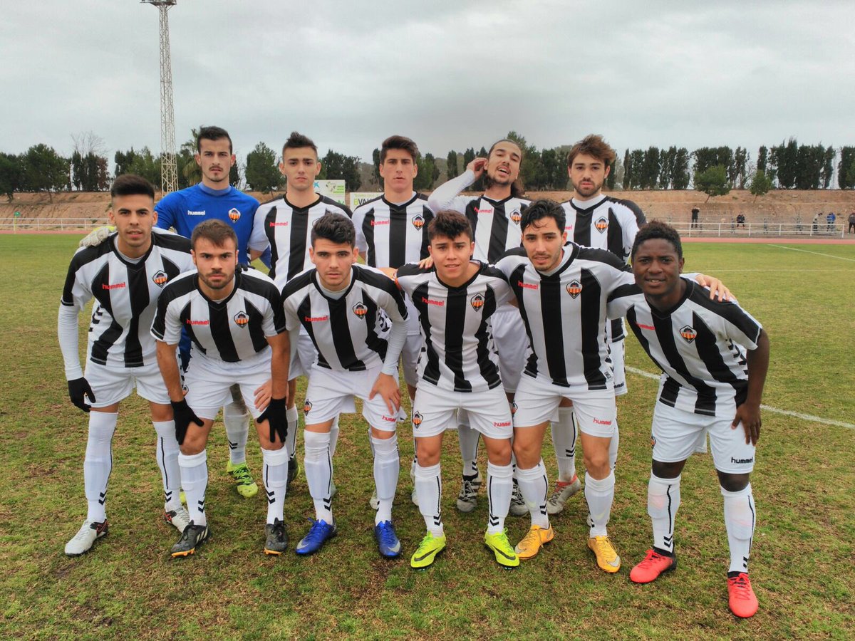 CDCastellon's tweet photo. Gran victoria del amateur del CD Castellón frente al Puig por 1-2! PPO. https://t.co/8uRs2ZH9EI