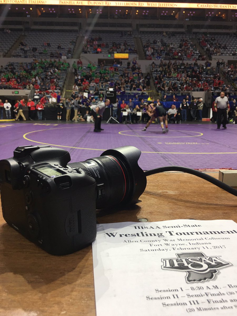 @echs_sports <a href="/ElkhartBlazers/">Elkhart Blazers</a> <a href="/BlueBlazerFB/">Elkhart Central FB</a>