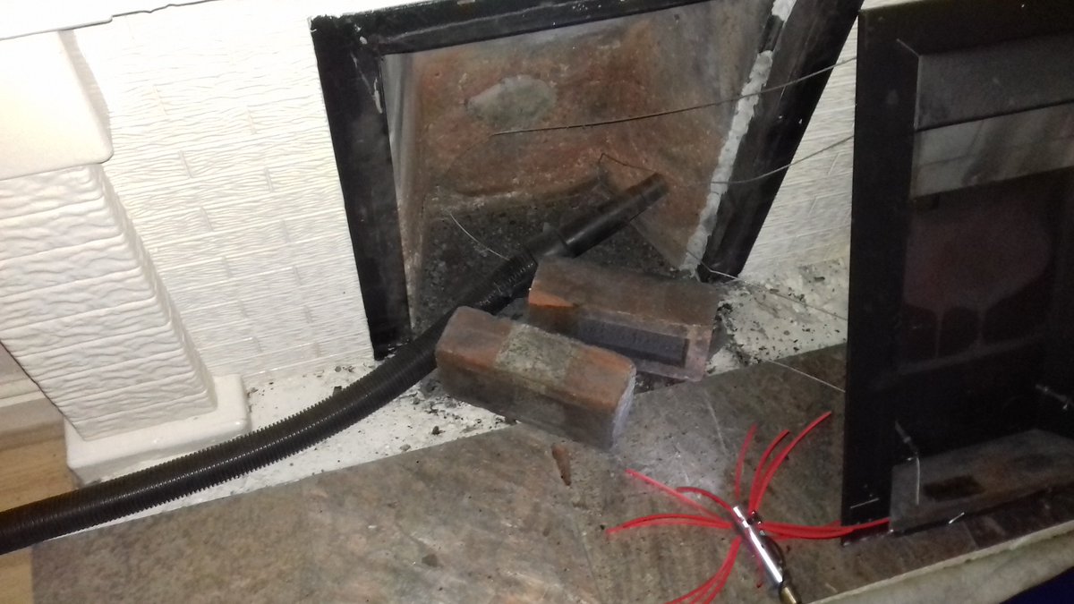 PPSchimney's tweet photo. Pps chimney sweep. 
      #ppschimneysweep #chimneyinspection #blockedchimney  #chimneyrepair https://t.co/AzvzRGDAyz