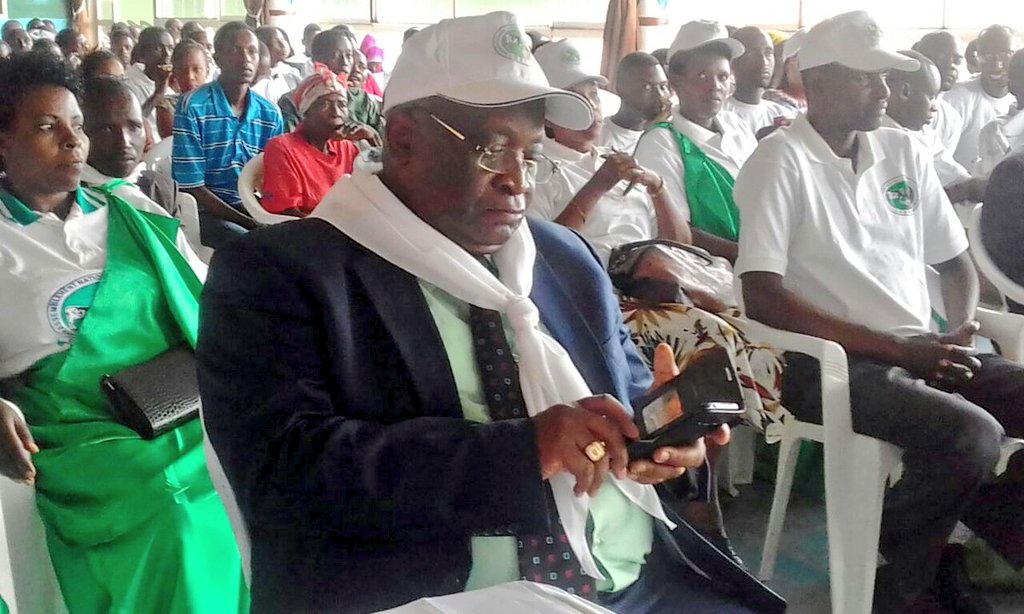 Aymarjagua's tweet photo. #Burundi  Aloys Baricako qui dirigeait le #PASIDE approuvé président du parti #RANAC. Domitien Ndayizeye est dans le conseil des sages https://t.co/n398WR0RLy