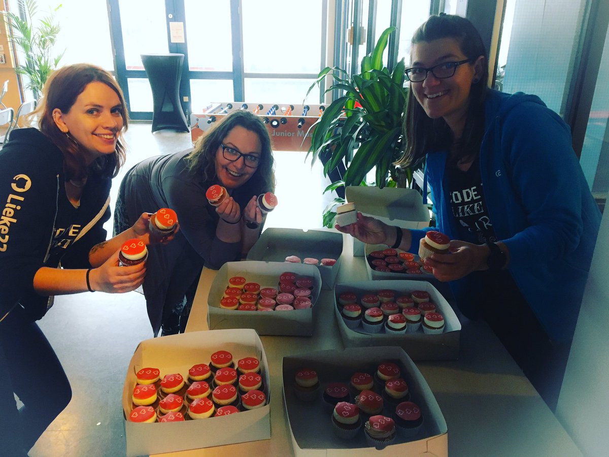 RailsGirls AMS tweet media