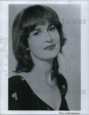 today_classical's tweet photo. #Today in 1946 Birth of #soprano Magdalena #Falewicz #MusicHistory #classicalmusic https://t.co/yIyeFaWAck