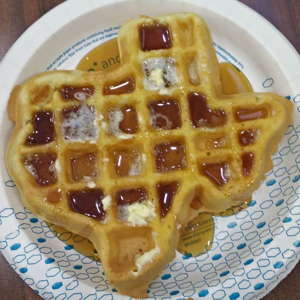 mejoramihogar's tweet photo. Howdy y'all! 😊🏜🛎 Buenos días! #happysaturday #familytravel #fun #foodie #breakfast #hampt… https://t.co/s36EdCfOJE https://t.co/dR4AdgmjzZ