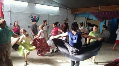 familiaytrabajo's tweet photo. #Sabado
Mañana a puro ensayo de folclore
Con el Ballet Ailen
Felicitaciones!!
@balletailen 
@AgussRomeroo https://t.co/WADqQu76Fj